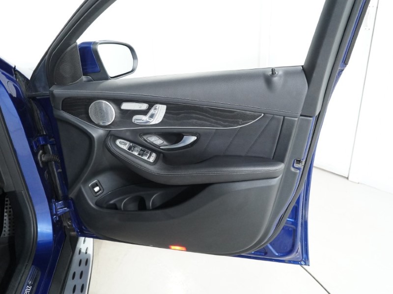 2019 (69) MERCEDES-BENZ GLC COUPE GLC 300d 4Matic AMG Line Prem Plus 5dr 9G-Tronic 5131976