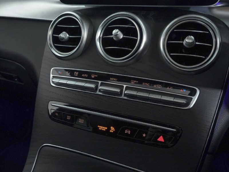 2019 (69) MERCEDES-BENZ GLC COUPE GLC 300d 4Matic AMG Line Prem Plus 5dr 9G-Tronic 5132007