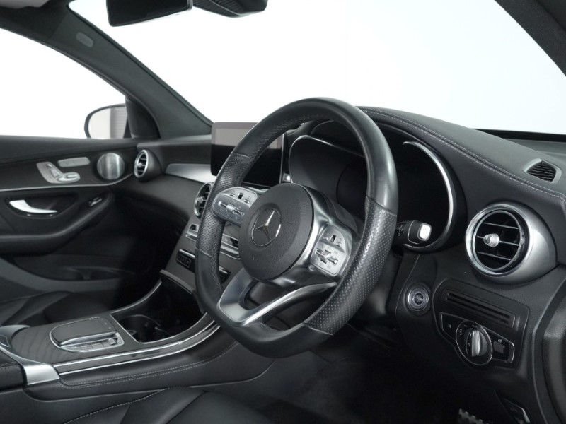 2019 (69) MERCEDES-BENZ GLC COUPE GLC 300d 4Matic AMG Line Prem Plus 5dr 9G-Tronic 5131980