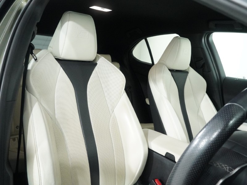 2022 (22) LEXUS UX 250h 2.0 F-Sport 5dr CVT [Nav] 5145892