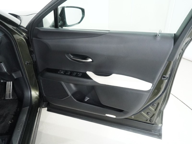 2022 (22) LEXUS UX 250h 2.0 F-Sport 5dr CVT [Nav] 5145893