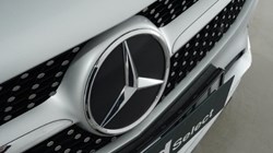 2020 (70) MERCEDES-BENZ A CLASS A180d AMG Line Premium Plus 5dr Auto 5135601