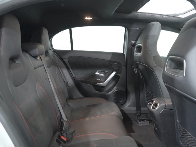 2020 (70) MERCEDES-BENZ A CLASS A180d AMG Line Premium Plus 5dr Auto 5135595