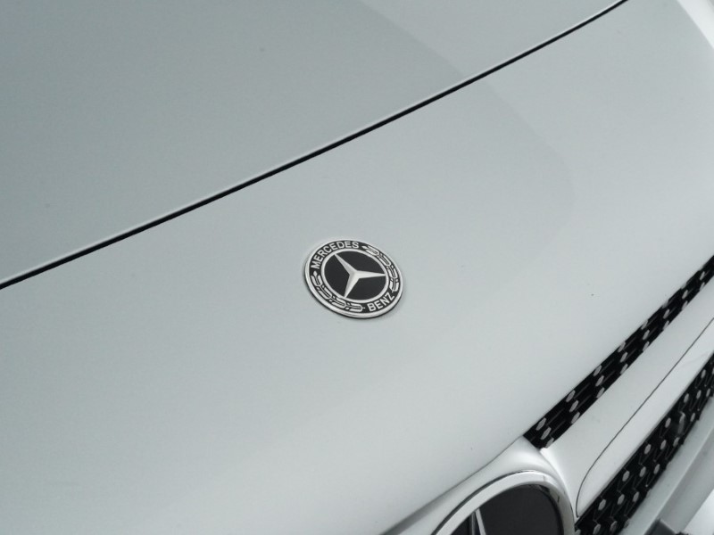 2020 (70) MERCEDES-BENZ A CLASS A180d AMG Line Premium Plus 5dr Auto 5135600