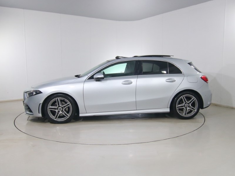 2020 (70) MERCEDES-BENZ A CLASS A180d AMG Line Premium Plus 5dr Auto 5135627
