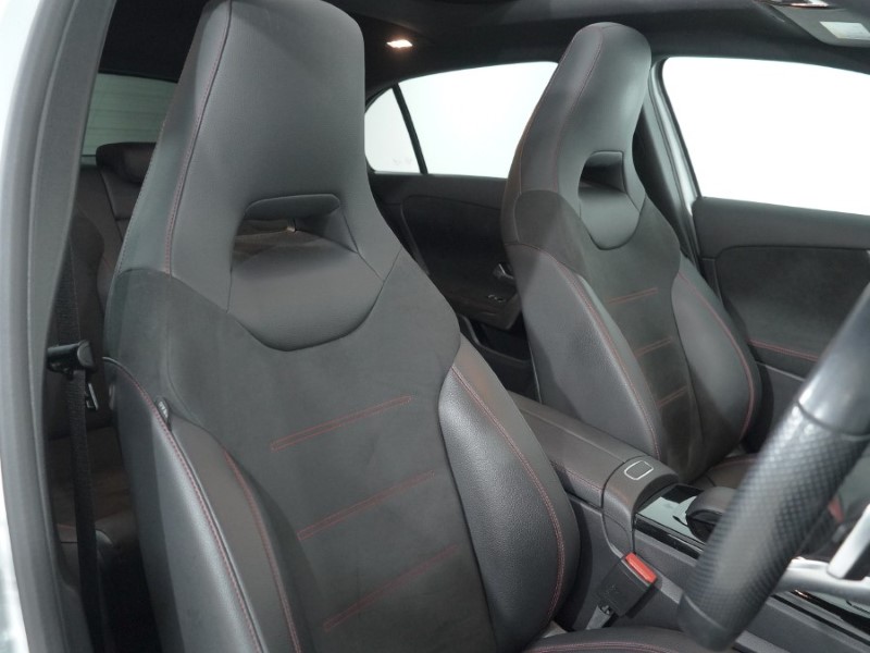 2020 (70) MERCEDES-BENZ A CLASS A180d AMG Line Premium Plus 5dr Auto 5135598