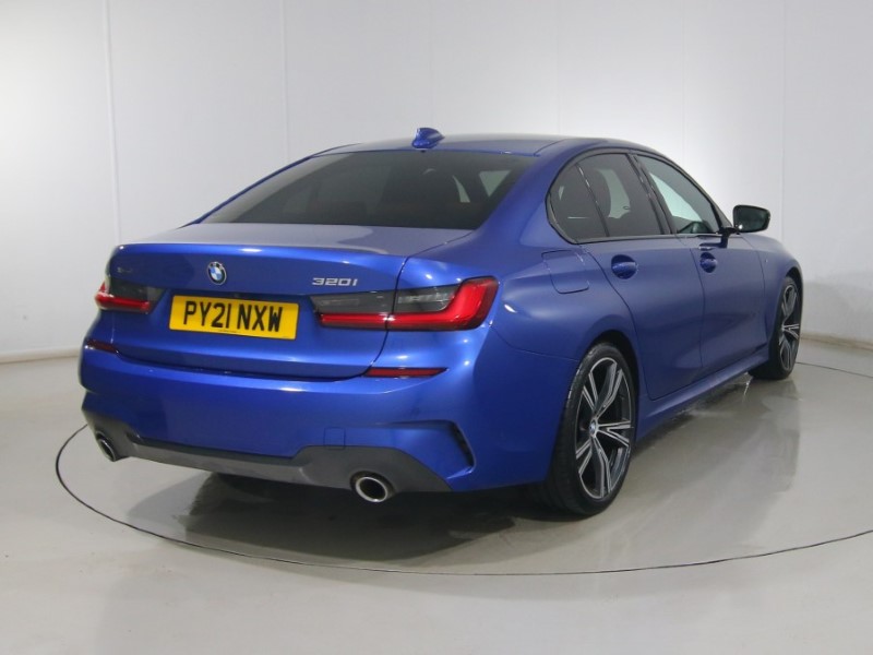 2021 (21) BMW 3 SERIES 320i M Sport 4dr Step Auto 5173028