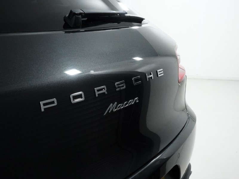 2018 (18) PORSCHE MACAN [252] 5dr PDK 5167011