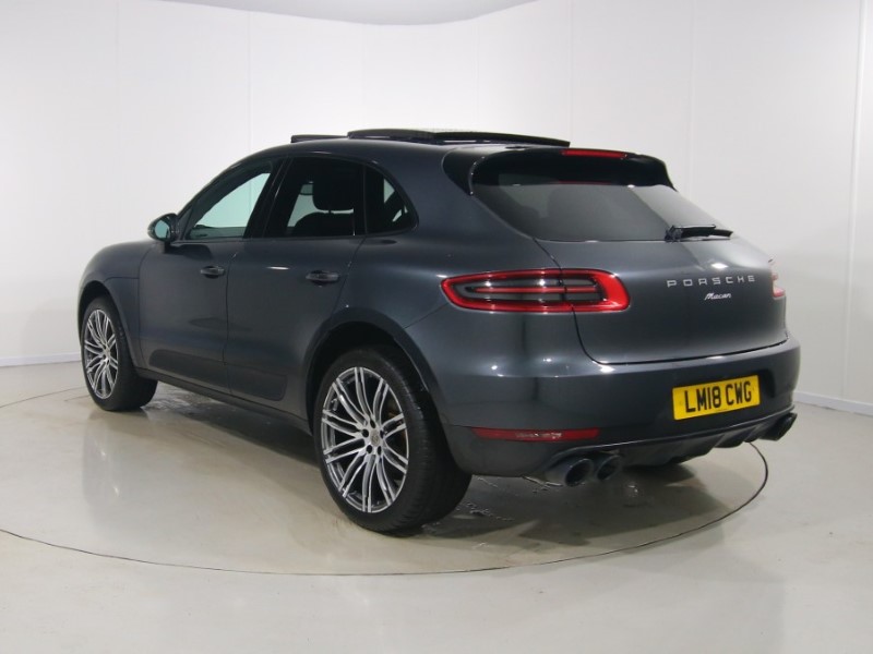 2018 (18) PORSCHE MACAN [252] 5dr PDK
