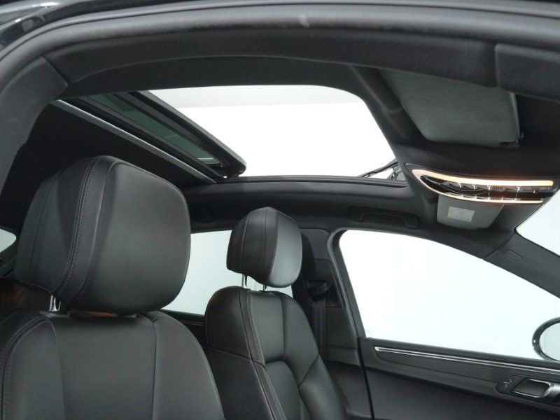 2018 (18) PORSCHE MACAN [252] 5dr PDK 5167025