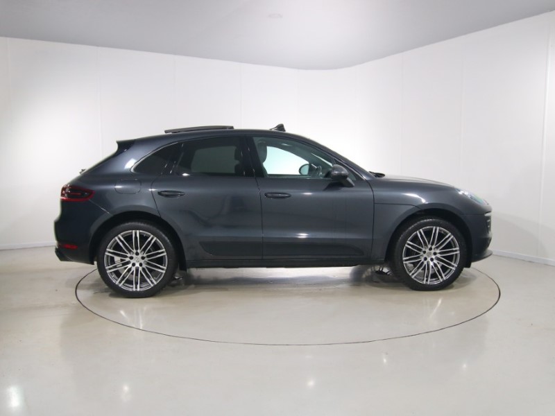 2018 (18) PORSCHE MACAN [252] 5dr PDK 5248938
