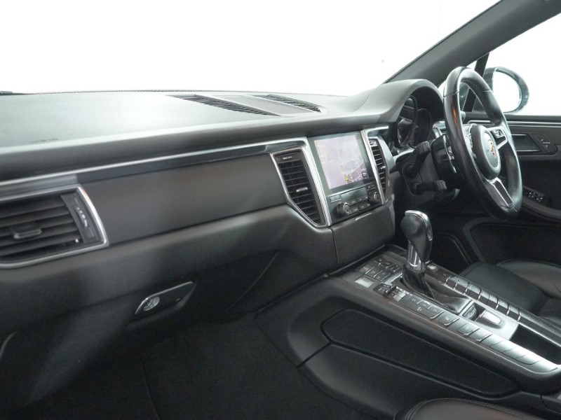 2018 (18) PORSCHE MACAN [252] 5dr PDK 5167013