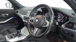 2021 (71) BMW 3 SERIES 320d MHT M Sport 4dr Step Auto 5184996