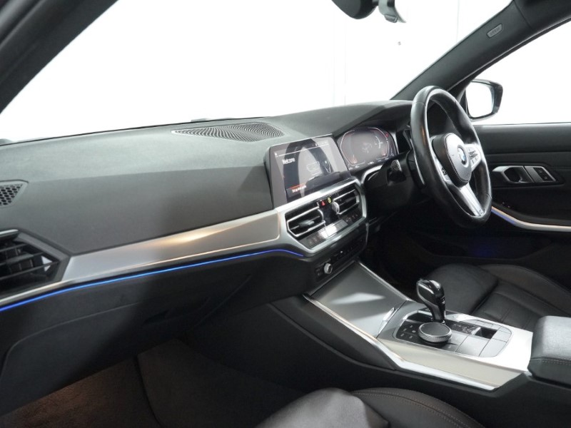 2021 (71) BMW 3 SERIES 320d MHT M Sport 4dr Step Auto 5185008