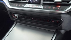 2021 (71) BMW 3 SERIES 320d MHT M Sport 4dr Step Auto 5185028