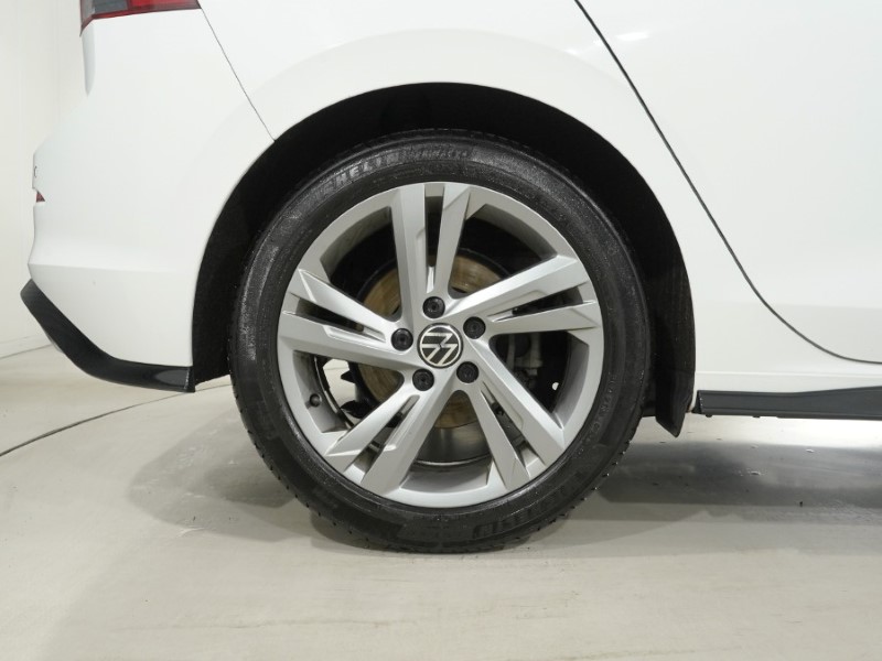 2022 (72) VOLKSWAGEN GOLF 1.5 TSI 150 R-Line 5dr 5209230