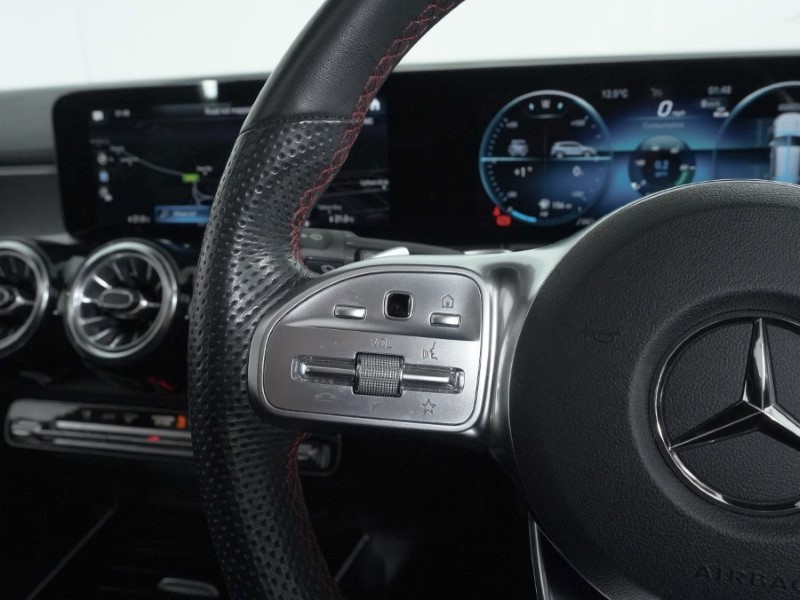 2023 (73) MERCEDES-BENZ GLB 220d 4M AMG Line Prem  PLUS Night Ed 5dr 8G-Tronic 5197177