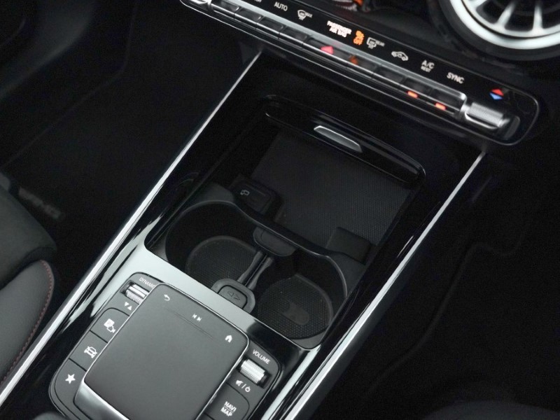 2023 (73) MERCEDES-BENZ GLB 220d 4M AMG Line Prem  PLUS Night Ed 5dr 8G-Tronic 5197197