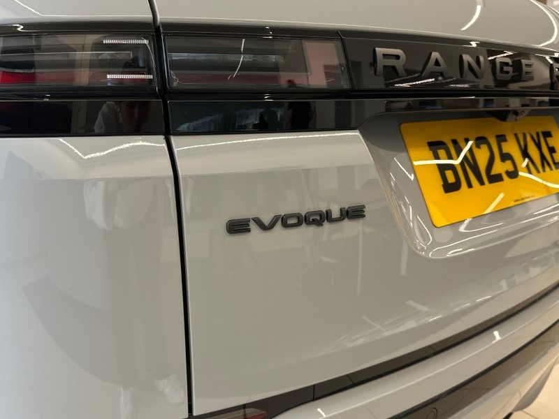 2025 (25) LAND ROVER RANGE ROVER EVOQUE 1.5 P270e Dynamic SE 5dr Auto 4971482