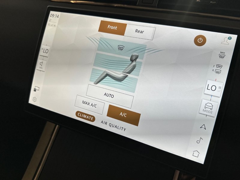 2025 (25) LAND ROVER RANGE ROVER EVOQUE 1.5 P270e Dynamic SE 5dr Auto 4971467