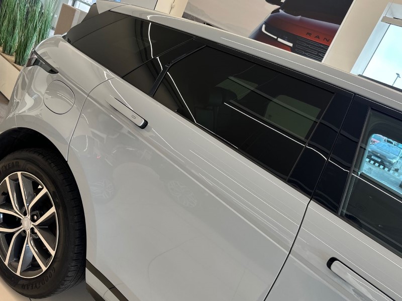 2025 (25) LAND ROVER RANGE ROVER EVOQUE 1.5 P270e Dynamic SE 5dr Auto 4971487