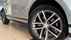 2025 (25) LAND ROVER RANGE ROVER EVOQUE 1.5 P270e Dynamic SE 5dr Auto 4971480