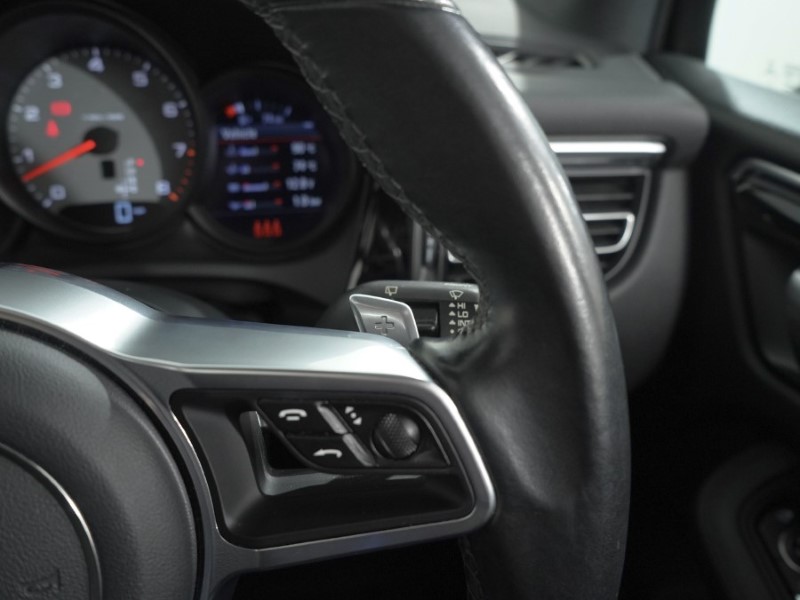 2020 (20) PORSCHE MACAN S 5dr PDK 5225236