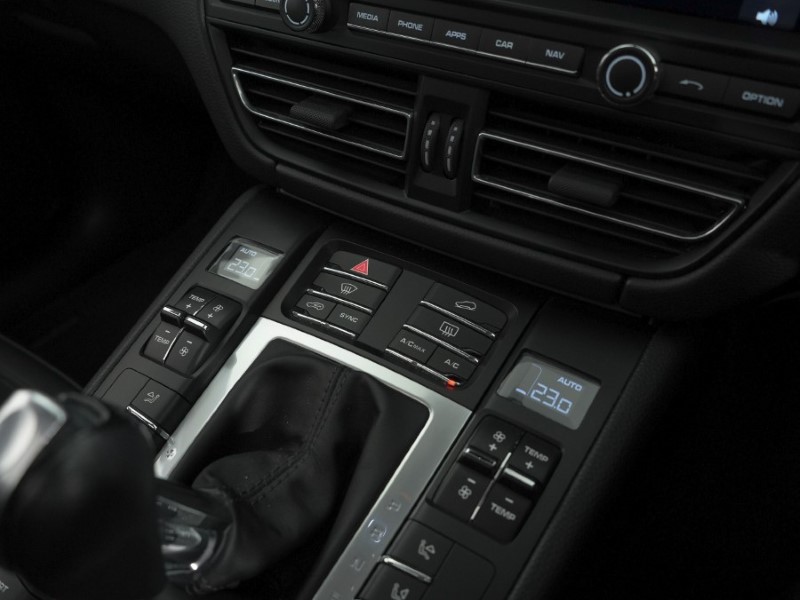 2020 (20) PORSCHE MACAN S 5dr PDK 5225243