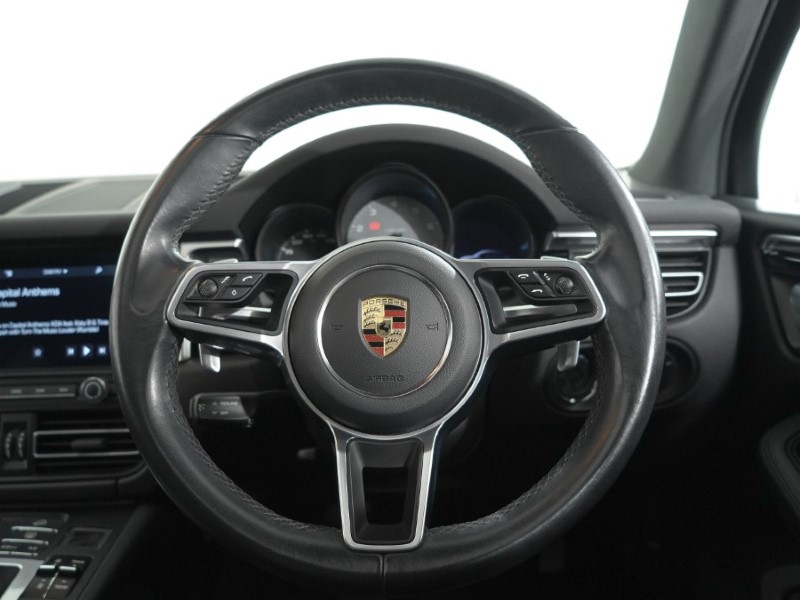 2020 (20) PORSCHE MACAN S 5dr PDK 5225220