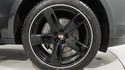 2020 (20) PORSCHE MACAN S 5dr PDK 5225227