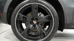 2020 (20) PORSCHE MACAN S 5dr PDK 5225223