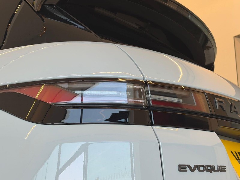 2026 (75) LAND ROVER RANGE ROVER EVOQUE 2.0 D200 Dynamic SE 5dr Auto 5601289