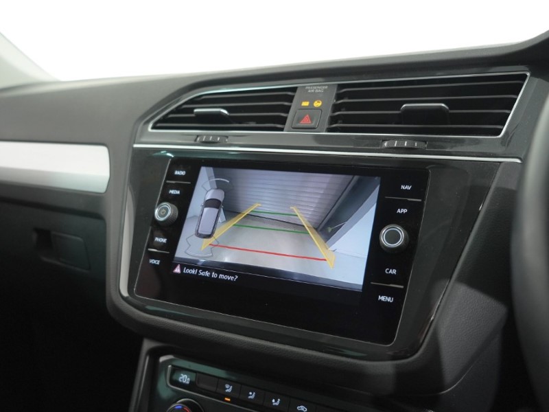 2020 (70) VOLKSWAGEN TIGUAN 1.5 TSi EVO 150 Match 5dr 5224772