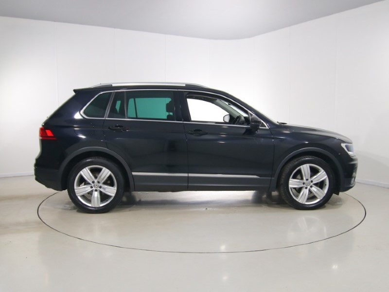 2020 (70) VOLKSWAGEN TIGUAN 1.5 TSi EVO 150 Match 5dr 5224789