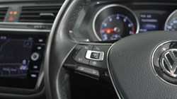 2020 (70) VOLKSWAGEN TIGUAN 1.5 TSi EVO 150 Match 5dr 5224766