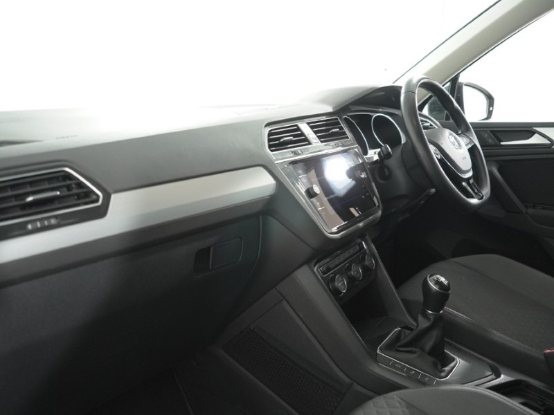 2020 (70) VOLKSWAGEN TIGUAN 1.5 TSi EVO 150 Match 5dr 5224760