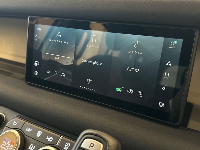 2022 (72) LAND ROVER DEFENDER 3.0 D250 SE 110 5dr Auto 4964229