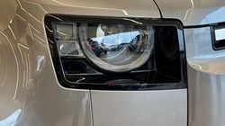 2022 (72) LAND ROVER DEFENDER 3.0 D250 SE 110 5dr Auto 4964217