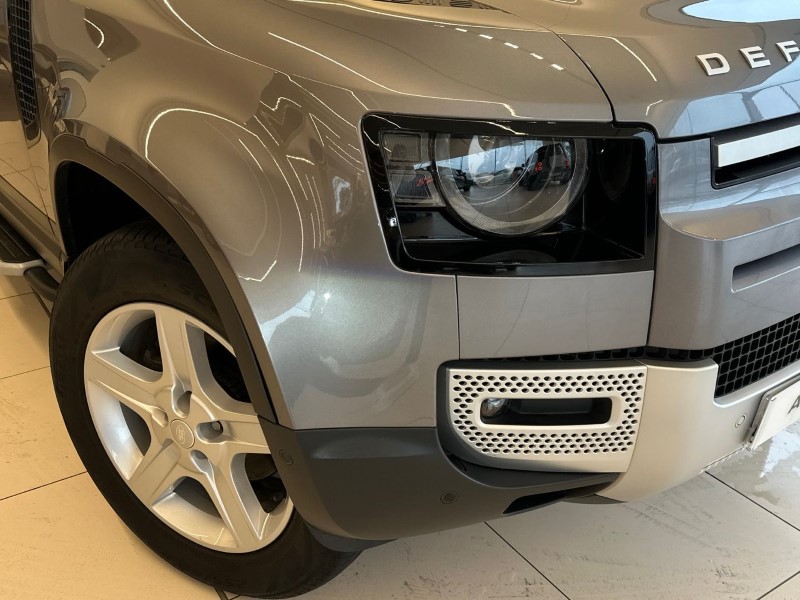 2022 (72) LAND ROVER DEFENDER 3.0 D250 SE 110 5dr Auto 4964240