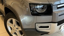 2022 (72) LAND ROVER DEFENDER 3.0 D250 SE 110 5dr Auto 4964240