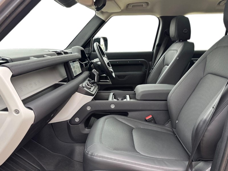 2022 (72) LAND ROVER DEFENDER 3.0 D250 SE 110 5dr Auto 4964203