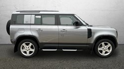 2022 (72) LAND ROVER DEFENDER 3.0 D250 SE 110 5dr Auto 4964205