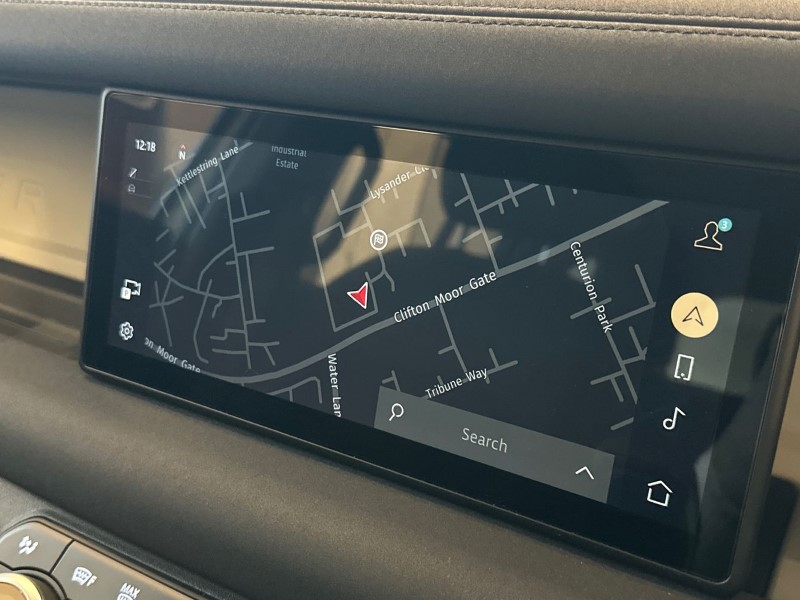 2022 (72) LAND ROVER DEFENDER 3.0 D250 SE 110 5dr Auto 4964211