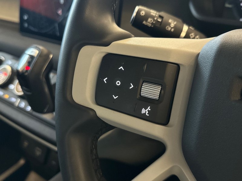 2022 (72) LAND ROVER DEFENDER 3.0 D250 SE 110 5dr Auto 4964227