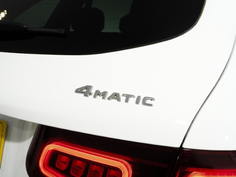 2020 (69) MERCEDES-BENZ GLC 220d 4Matic AMG Line Premium 5dr 9G-Tronic 5245921