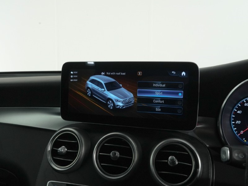 2020 (69) MERCEDES-BENZ GLC 220d 4Matic AMG Line Premium 5dr 9G-Tronic 5245949