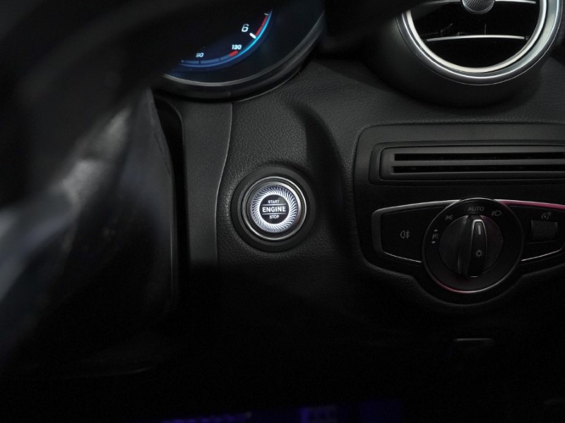 2020 (69) MERCEDES-BENZ GLC 220d 4Matic AMG Line Premium 5dr 9G-Tronic 5245952