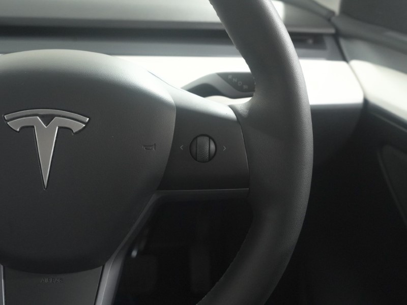 2023 (23) TESLA MODEL Y Long Range AWD 5dr Auto 5247867