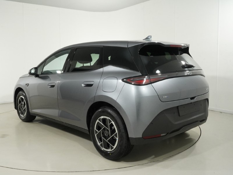  BYD DOLPHIN G 1.5 DM-i 212 Boost 5dr Auto 1