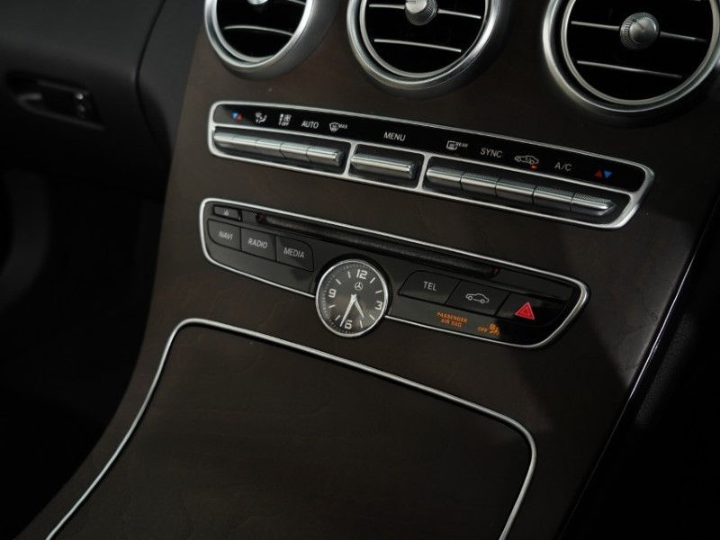 2017 (17) MERCEDES-BENZ C CLASS C200 AMG Line Premium Plus 2dr Auto 5263473